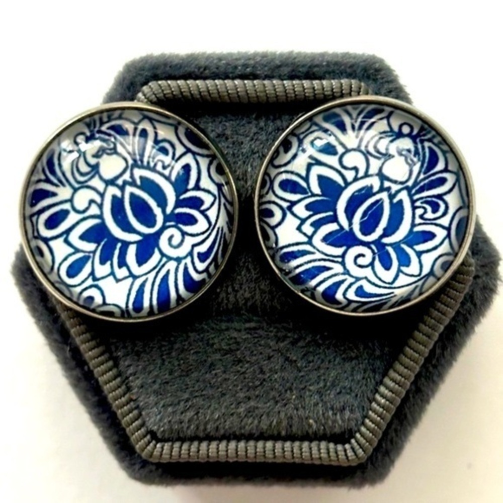 Blue and White Glass Dome Cabochon Earrings, 20mm, Stainless Steel, Unworn, NWT